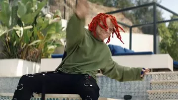 Pantalon ceinturé utilisé par Trippie Redd dans le film Good Mourning