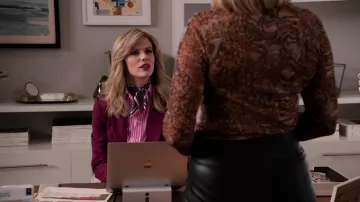 Striped Pink Shirt worn by Mallory Hanson (Brooklyn Decker) as seen in Grace and Frankie TV series wardrobe (Season 7 Episode 1)