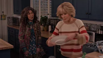 Printed Blue Dress worn by Frankie Bergstein (Lily Tomlin) as seen in Grace and Frankie TV show (S07E03)