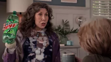 Printed Blouse Dress Shirt worn by Frankie Bergstein (Lily Tomlin) as seen in Grace and Frankie (S07E05)