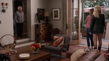 Veja White Sneakers worn by Mallory Hanson (Brooklyn Decker) as seen in Grace and Frankie TV series wardrobe (S07E13)