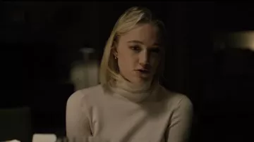 Turtleneck sweater worn by Julia (Maika Monroe) as seen in Watcher