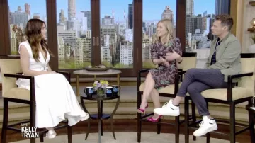 Robe blanche portée par Jenna Dewan vue en LIVE avec Kelly et Ryan