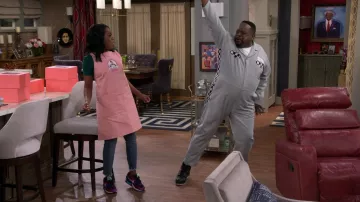 Nike Air Max 90 Sneakers worn by Tina (Tichina Arnold) as seen in The Neighborhood TV series wardrobe (S04E19)