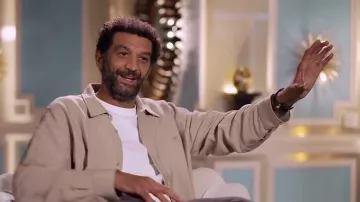 La surchemise camel de Ramzy Bedia dans l'émission LOL : Qui rit, sort !