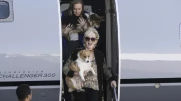 Sunglasses worn by Deborah Vance (Jean Smart) as seen in Hacks TV show (S02E01)