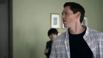 Plaid Shirt worn by Harry (Steve Howey) as seen in True Lies TV series outfits (Season 1)