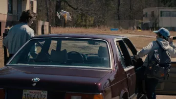 Backpack worn by Dustin Henderson (Gaten Matarazzo) as seen in Stranger Things TV series outfits (Season 4 Episode 3)