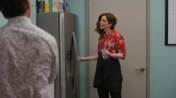Jupe à pois portée par Joanna Gold (Vanessa Bayer) telle que vue dans la garde-robe de la série télévisée I Love That for You (saison 1 épisode 6)