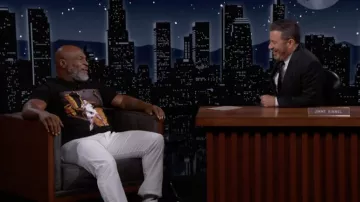 Mike Tyson combattant Tee porté par Mike Tyson comme vu dans Jimmy Kimmel Live!