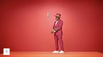 White sneakers worn by Ne-Yo in Don't Love Me official music video | A COLORS SHOW
