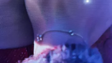 Silver chain circle bracelet worn by Michelle Jones / MJ (Zendaya) in Spider-Man: No Way Home wardrobe