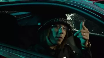 Les lunettes de vue portée par Jet dans le clip Next Level de F430 