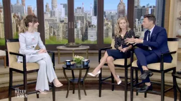 Ensemble haut et pantalon porté par Daisy Edgar-Jones en LIVE avec Kelly et Ryan