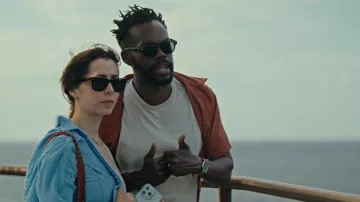 Reloj usado por Noah (William Jackson Harper) como se ve en el vestuario de la serie de televisión The Resort (Temporada 1 Episodio 2)