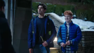 Puma Jacket porté par Dustin (Taylor Perez) vu dans 1Up