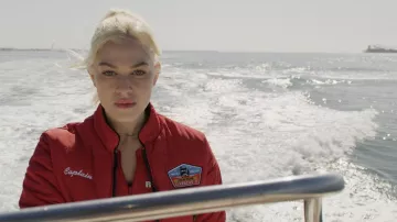 Malibu Beach Juniro Rescue 'Captain' Chaqueta en rojo usada por Dylan (Jackie R. Jacobson) como se ve en la película Malibu Rescue: The Next Wave