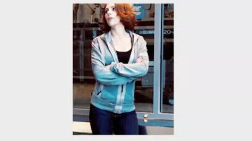 Zip- up Hoodie of Natasha Romanoff / Black Widow (Scarlett Johansson) in Avengers: Age of Ultron