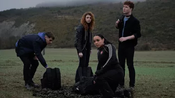 Black track pants worn by Rose Hathaway (Sisi Stringer) as seen in Vampire Academy TV series outfits (Season 1 Episode 1)
