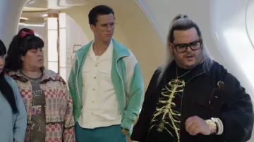 T-shirt squelette en noir porté par Herman Judd (Josh Gad) vu dans les tenues Avenue 5 (Saison 2)