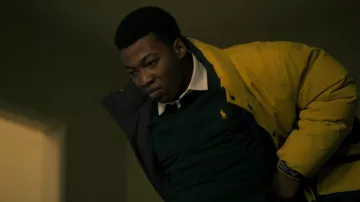 Polo Ralph Lauren porté par Kanan Stark (Mekai Curtis) vu dans la série télévisée Power Book III: Raising Kanan (saison 2 épisode 6)