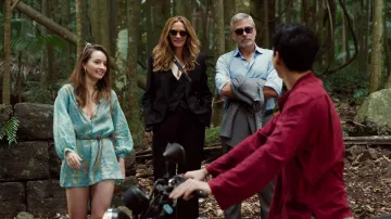 Floral Blue Dress worn by Lily (Kaitlyn Dever) as seen in Ticket to Paradise