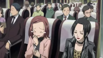 Cárdigan rosa usado por Nana 'Hachiko' Komatsu como se ve en los atuendos de la serie de televisión Nana