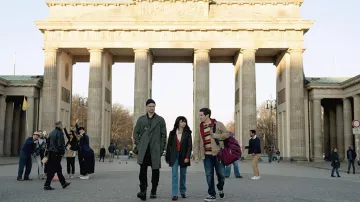 Olive Green Trench Coat worn by Pieter Krämer (Flula Borg) as seen in Pitch Perfect: Bumper in Berlin (Season 1)