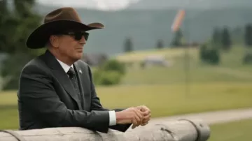 Brown Cowboy hat worn by John Dutton (Kevin Costner) as seen in Yellowstone TV series wardrobe (Season 5)