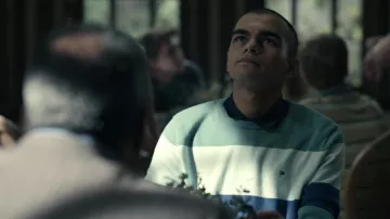 Tommy Hilfiger Sweater worn by Amesh (Sauriyan Sapkota) in The Midnight Club outfits (Season 1 Episode 3)