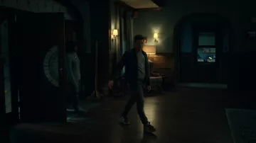 Nike Air Jordan 1 Sneakers worn by Mark (Zach Gilford) as seen in The Midnight Club outfits (S01E08)