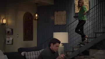 Nike sneakers worn by Holly Barrett (Jessalyn Gilsig) as seen in Big Shot wardrobe (S02E07)