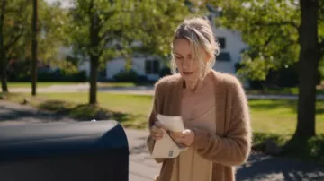 Wool Cardigan worn by Nora Brannock (Naomi Watts) as seen in The Watcher TV series outfits (S01E03)