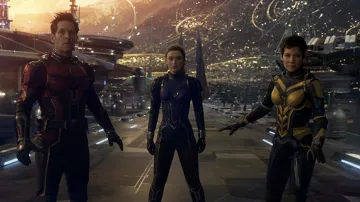 Costume de guêpe porté par Hope Van Dyne (Evangeline Lilly) comme on le voit dans Ant-Man et la Guêpe: Quantumania