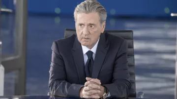 El reloj usado por Philippe Étienne (Daniel Auteuil) en la película Le Nouveau Jouet
