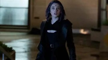 Black dress with cutout worn by Rachel Roth (Teagan Croft) in Titans TV show wardrobe (S03E12)