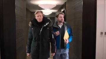 Veste JACK1T portée par Beauregard Belmont (Jack Wagner) comme on le voit dans le film Falling for Christmas