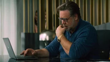 Gold watch worn by Jake (Russell Crowe) as seen in Poker Face movie wardrobe