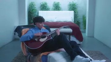 Navy blue Pants worn by DannyLux in Infeliz-dannylux 1 hora-1 hour YouTube video