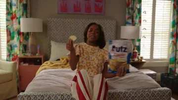 Haut imprimé porté par Callie (Marsai Martin) comme on le voit dans le film Fantasy Football