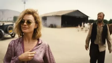 Lunettes de soleil rondes portées par Nellie LaRoy (Margot Robbie) comme on le voit à Babylone
