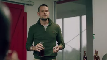 Ralph Lauren Green Zip Sweater porté par Jacob Boudreaux (Lea Coco) comme on le voit dans la série Queen Sugar (saison 7 épisode 13)