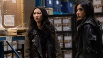 Hoodie coat jacket worn by Zhilan (Yvonne Chapman) as seen in Kung Fu Outfits (Season 3 Episode 8)