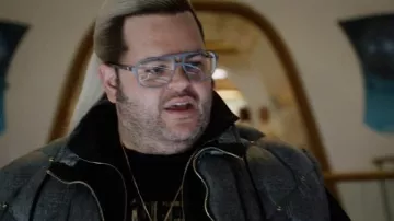 Lunettes portées par Herman Judd (Josh Gad) dans l’émission Avenue 5 (S02E08)