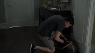 Zapatillas usadas por Toby Fleishman (Jesse Eisenberg) como se ve en Fleishman Is in Trouble (S01E04)