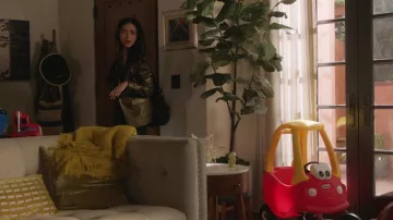 Chaqueta Blazer usada por Lucy Chen (Melissa O'Neil) como se ve en The Rookie Wardrobe (Temporada 5 Episodio 8)