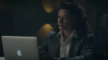 Plaid blazer jacket worn by Laura De Mille / Madame Rouge (Michelle Gomez) in Doom Patrol TV series outfits (S04E01)
