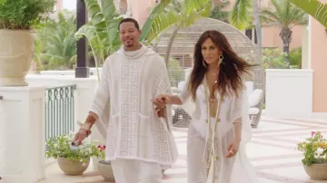 Robe blanche transparente portée par Kennedy (Mia Rose Morgan) comme on le voit dans The Best Man: The Final Chapters (S01E01)