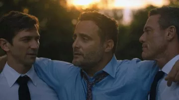 Printed Paisley Tie worn by Drifter (Dominic Fumusa) as seen in Echo 3 TV series wardrobe (S01E01)