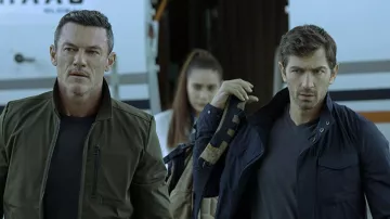 Navy blue zip jacket worn by Prince (Michiel Huisman) as seen in Echo 3 Outfits (Season 1 Episode 2)